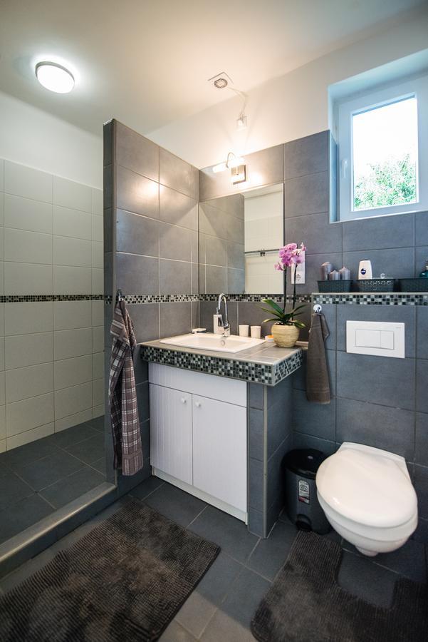 Csuka48 Apartman Szarvas Exteriör bild