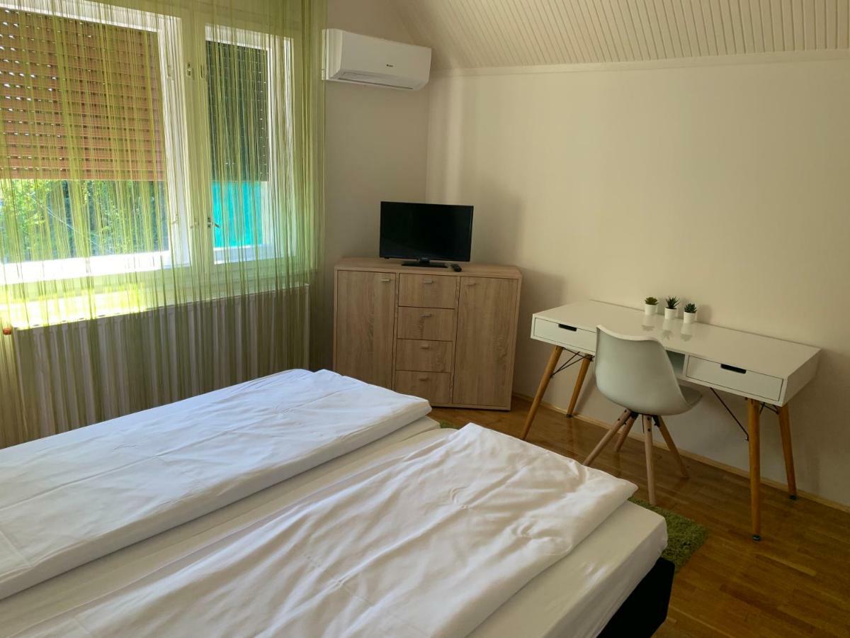 Csuka48 Apartman Szarvas Exteriör bild
